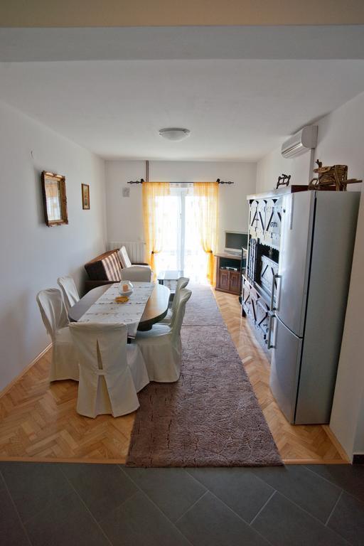 Apartments Marinic Primošten Værelse billede